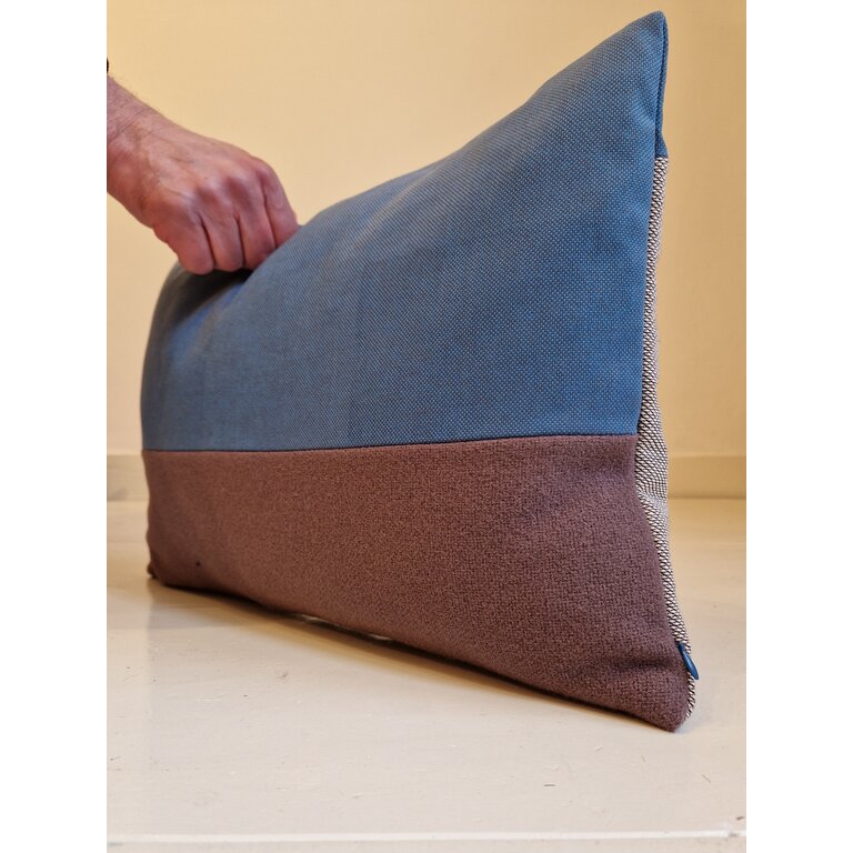 Jantien Baas X Edwin Pelser Kussens gemaakt van restanten Kvadrat stof DL4