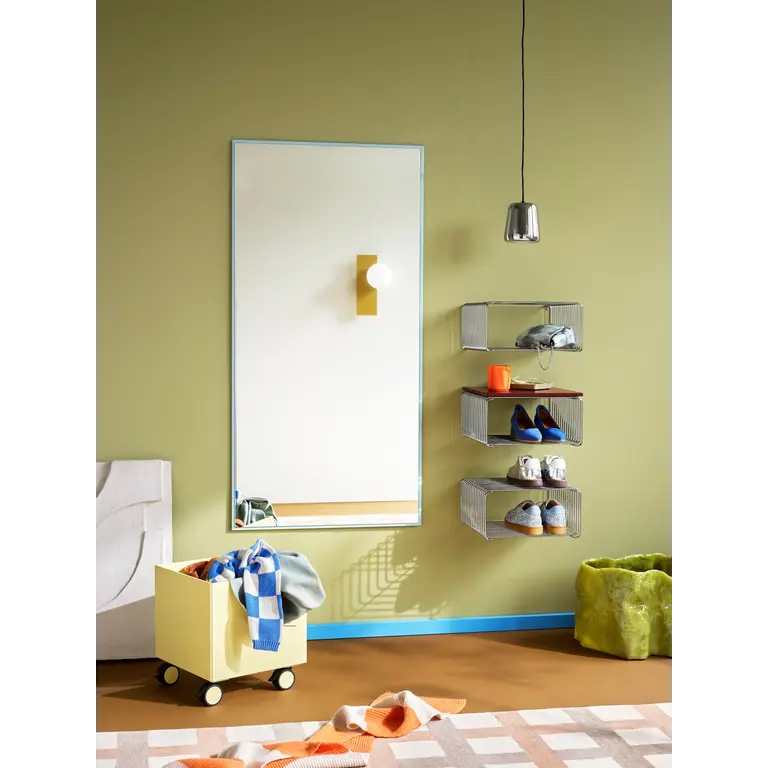 Montana Panton Wire half height single depth 25,7 cm