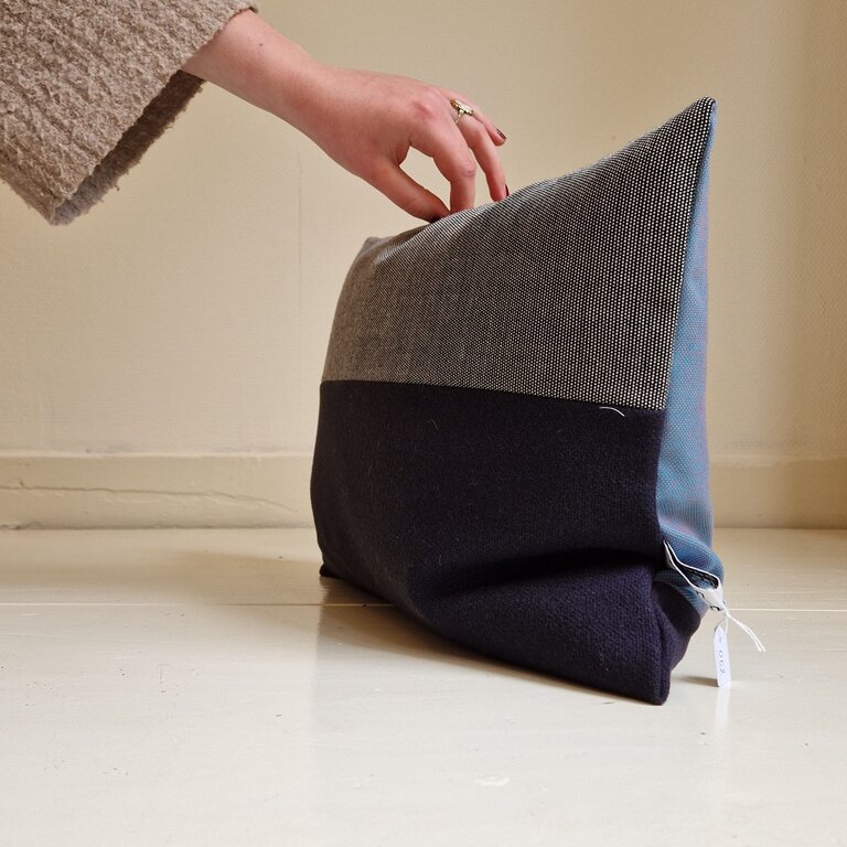 Jantien Baas X Edwin Pelser Kussens gemaakt van restanten Kvadrat stof DL6 (Deel 1)