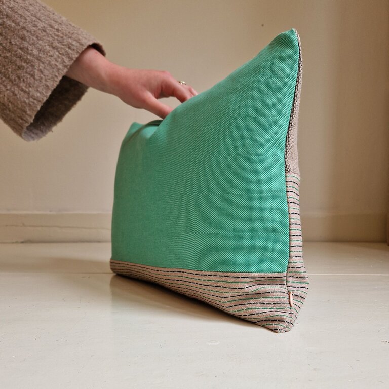 Jantien Baas X Edwin Pelser Kussens gemaakt van restanten Kvadrat stof DL6 (Deel 2)