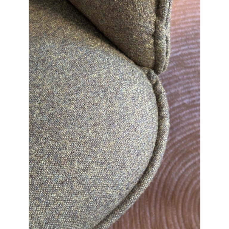 Muuto Doze Lounge Chair Low Back Beck 030 (green) antricite black base showroom model