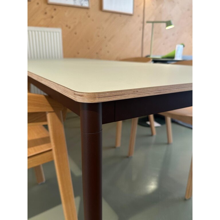 Muuto Base Table 190 x 85 cm showroom model Light Green / Brown Red