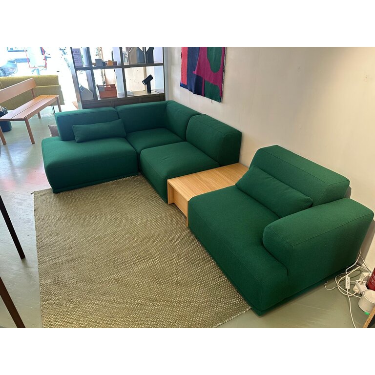 Muuto Connect Soft showroommodel  (module E, B,C,F, table & 2 cushions) Hallingdal 944