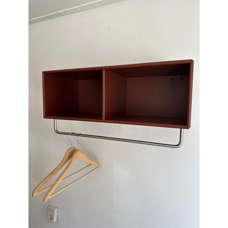 Montana COAT shelf with clothes rack showroom model