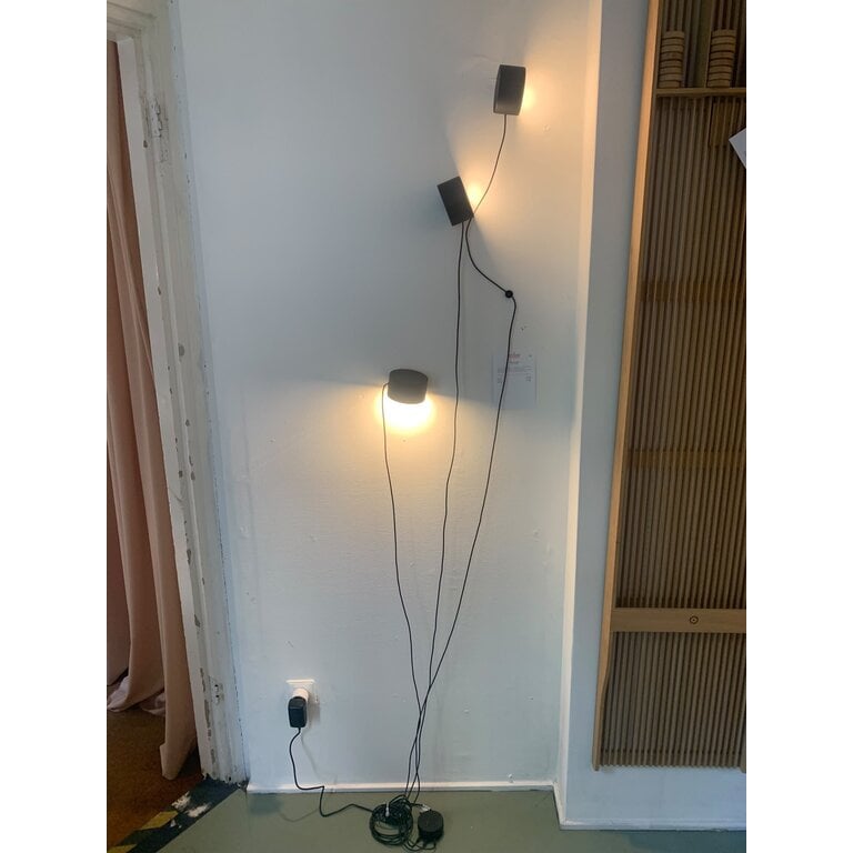 Muuto Post Wall Lamp (set of 3)  black showroom item