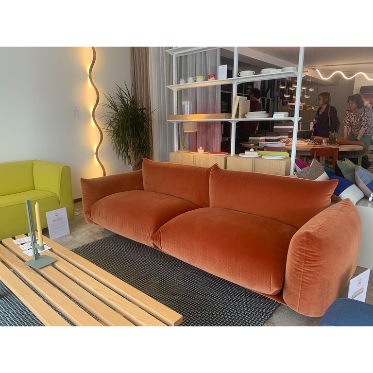 Arflex Marenco Sofa 254 cm T4 Mistral 14 showroom item
