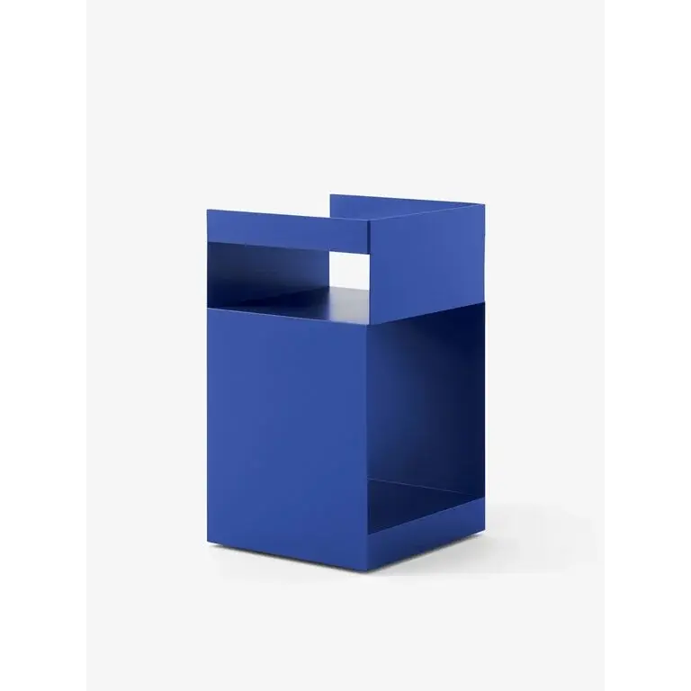 &Tradition Rotate showroom item
