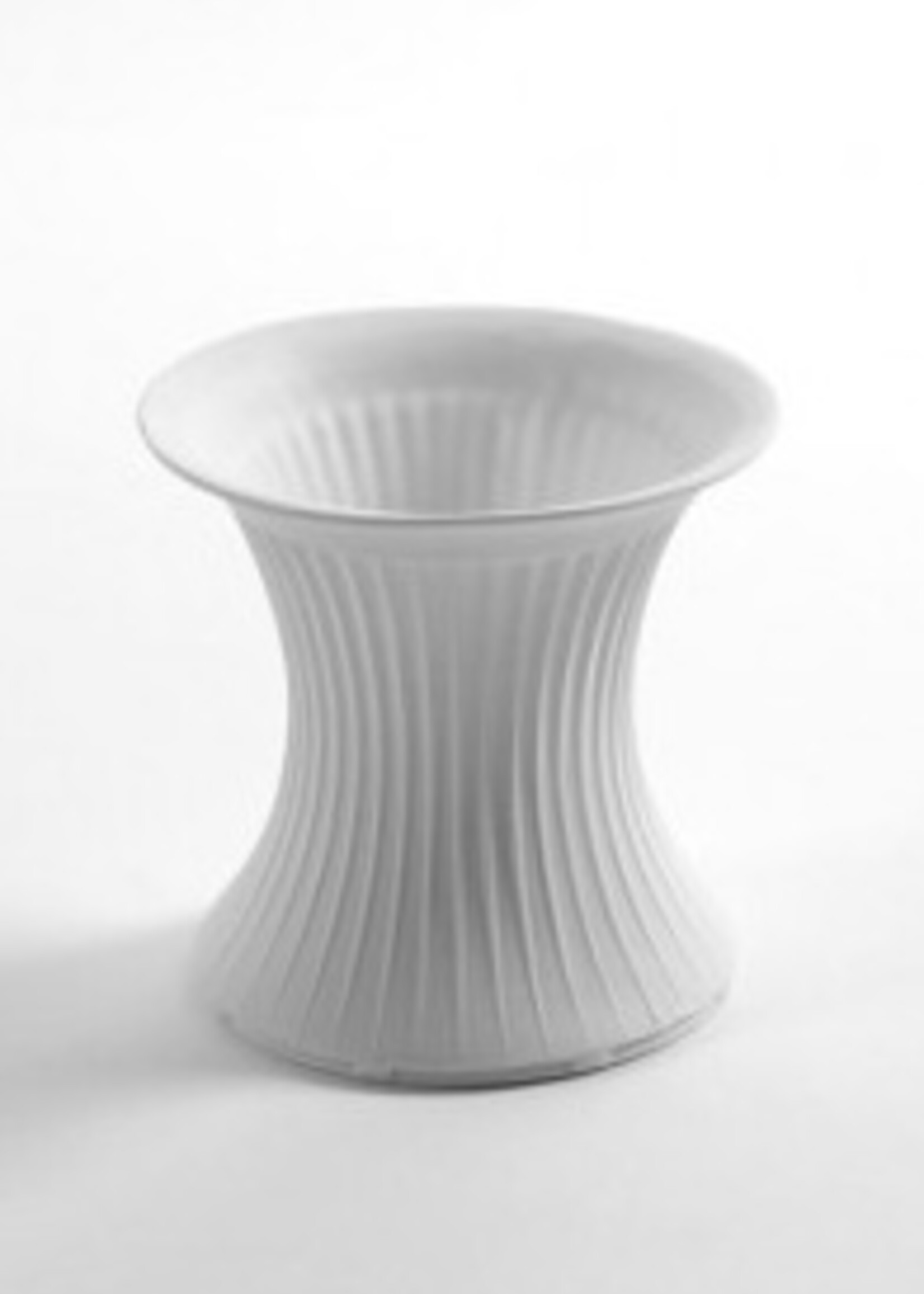 Serax The perfect vase medium dia 14 H 15 cm