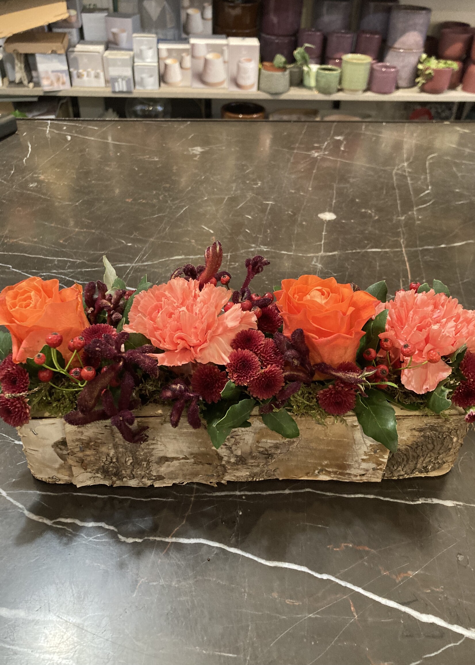 Bloemstuk in BIRCH PLANTER RECTANGLE  25X6X5 cm