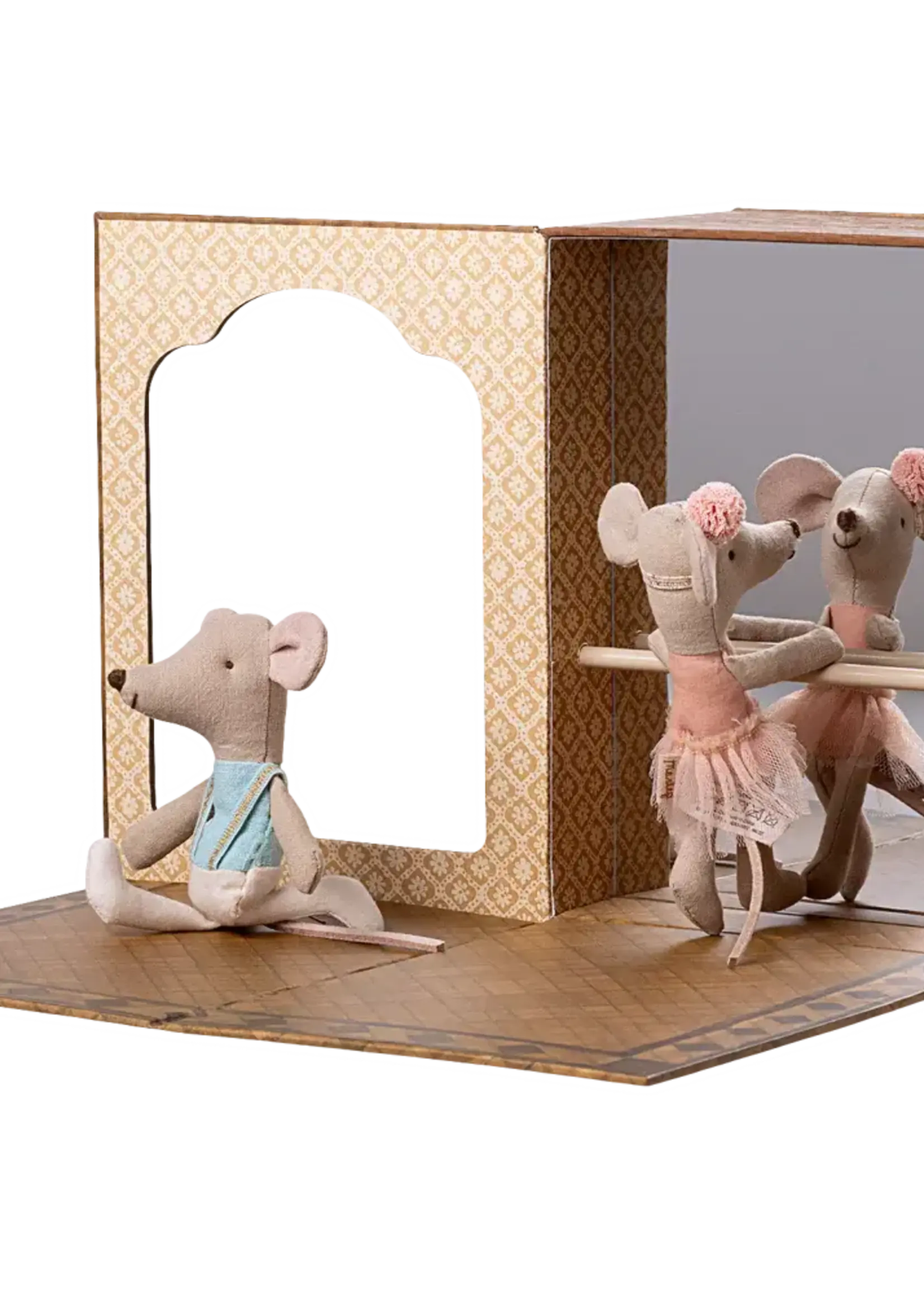 Maileg Ballet mice in dance studio, Little sister and