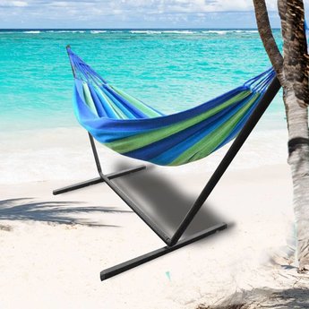 Hammock including frame