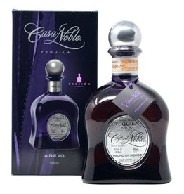 Tequila anejo casa noble