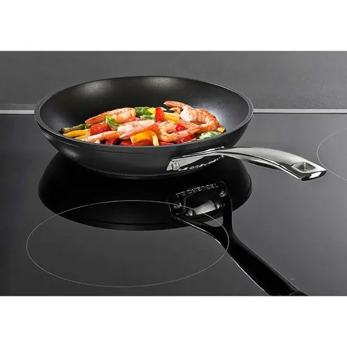 Le Creuset Bakpan antikleef Les Forgees Le Creuset Bakpan antikleef Les Forgees