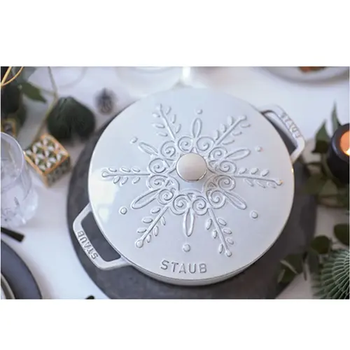 Staub Cocotte Snowflake white truffle Staub Cocotte Snowflake white truffle