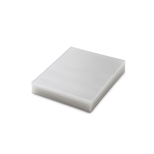 Clear OPP sheets 30x40cm, 30 micron thick. Ideal for flowers, gifts and decorative wrapping. Shiny, strong and packed per 1000 sheets.