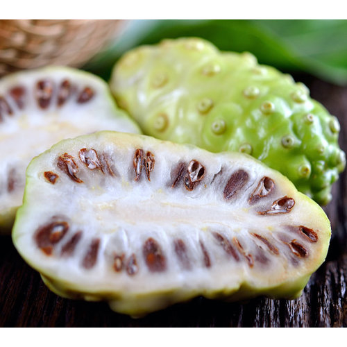 Eetbare tuin-edible garden Morinda citrifolia - Noni fruit