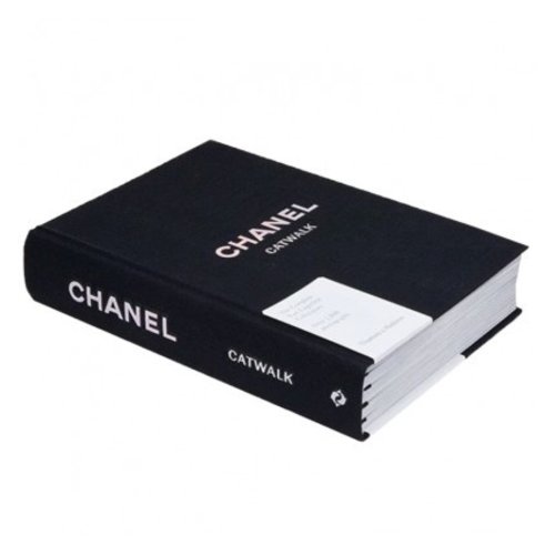 LADYLIKE FASHION Chanel Catwalk book LADYLIKE FASHION Chanel Catwalk book