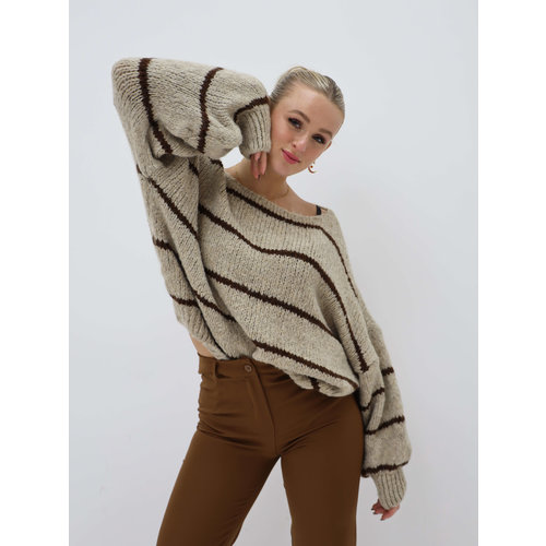 Slouchy Streep Trui Taupe Slouchy Streep Trui Taupe