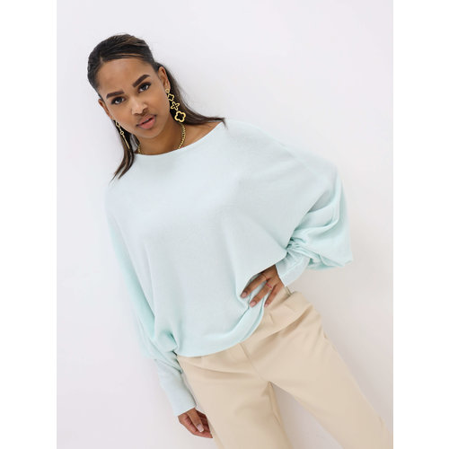 Batwing Trui Baby Blauw Batwing Trui Baby Blauw
