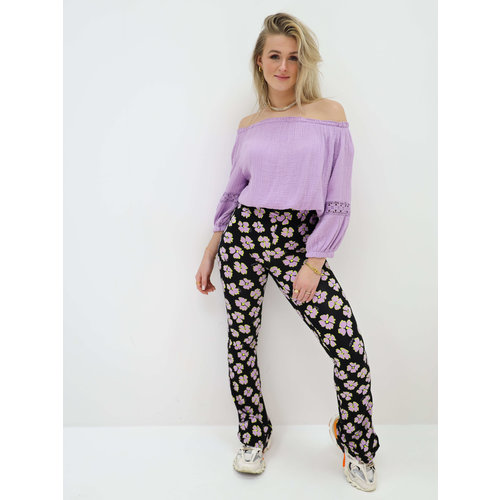 Bloemen Print Elin Flared Lila/Zwart Bloemen Print Elin Flared Lila/Zwart