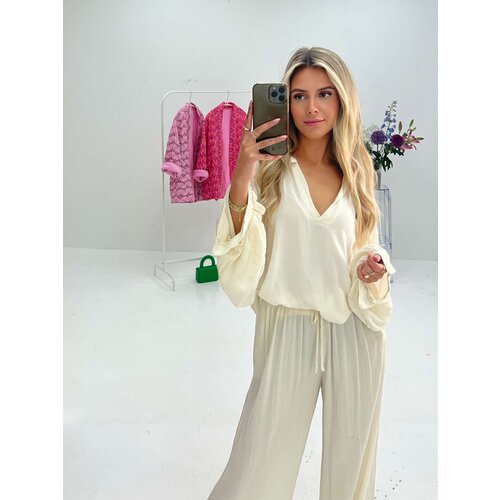 Wide Blouse Creme Wide Blouse Creme