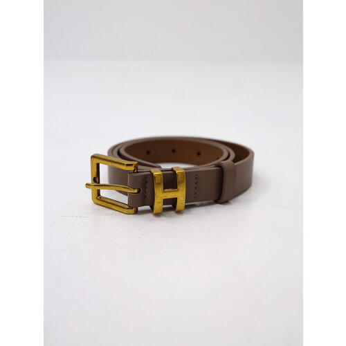 Letter Riem H Taupe Letter Riem H Taupe