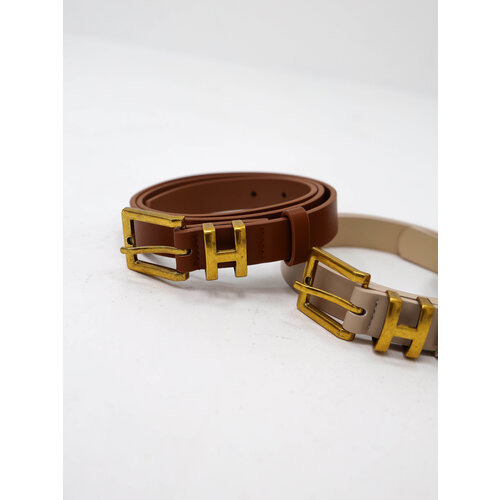Letter Riem H Camel Letter Riem H Camel