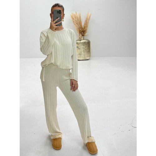 Comfy Knitted Trousers Off-White Comfy Knitted Trousers Off-White