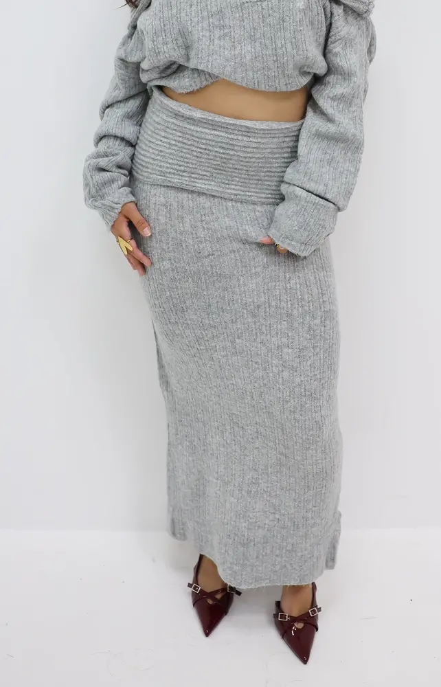 Knitted Long Skirt Grey LADYLIKE FASHION