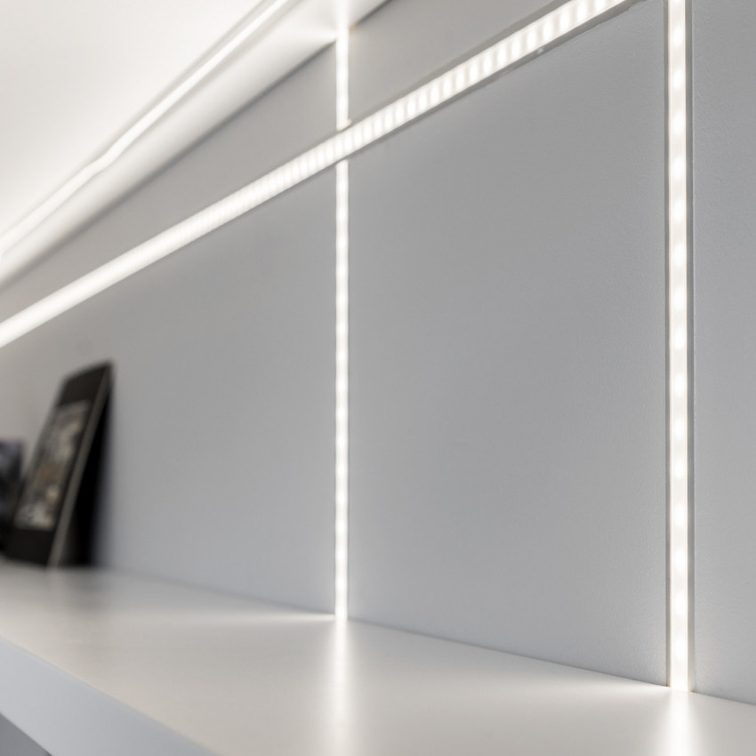UITVERKOOP: Led Strip ROL 5 Meter 5050SMD, 4,8w/m, 30 led/m, 400Lm/m, 6000K Daglicht wit, 12v, IP65, 10mm, foto 2 van 5