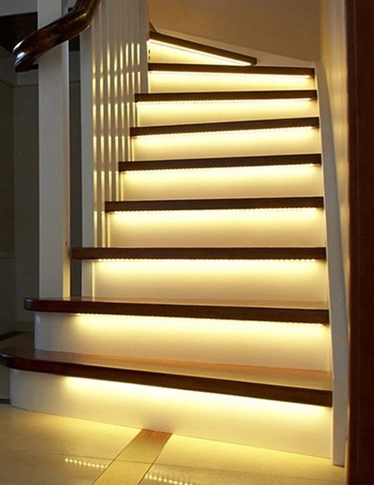 Complete Set LED Trapverlichting - 20CM - 60 Leds/M - Leverbaar in 4 Lichtkleuren, foto 6 van 6