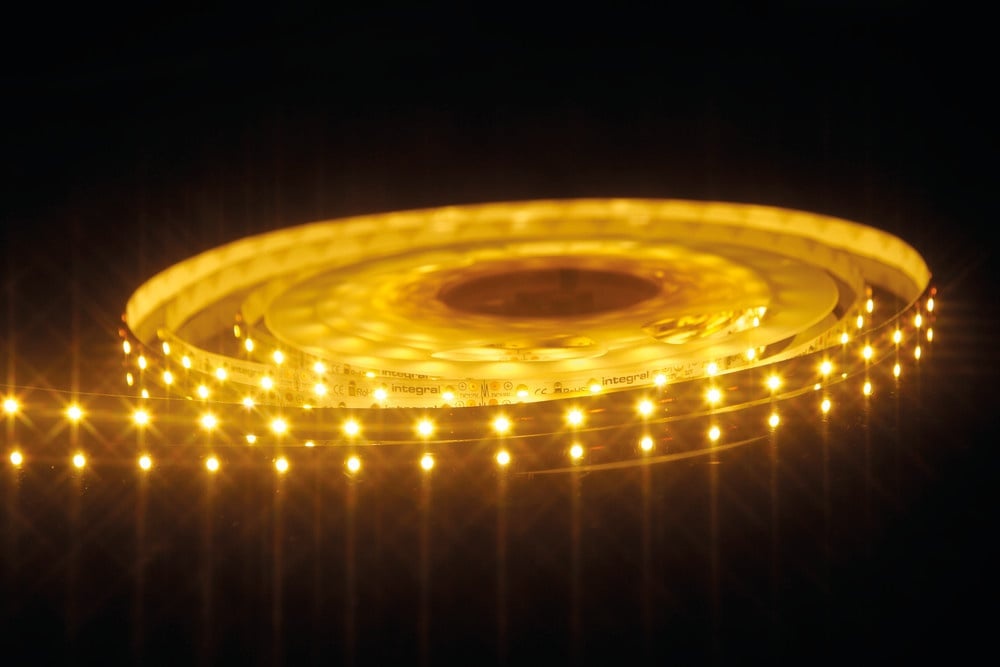 Premium Led Strip ROL 5 Meter 2835SMD, CRI90, 4,8w/m, 60 led/m, 395 - 432Lm/m, 12v, IP20, 10mm, 3 Jaar garantie, foto 3 van 6