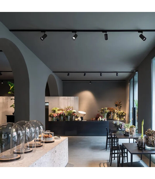 1 Fase Rail Spot 10w, 820 Lumen, CCT-Switch (3000K/4000K/6000K), CRI90, Incl. UGR Filter, Zwartkleurige behuizing, 3 Jaar Garantie