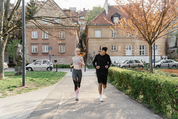 Hoe lang na eten hardlopen?