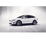 Laadstation Tesla Model X met ge-upgrade lader