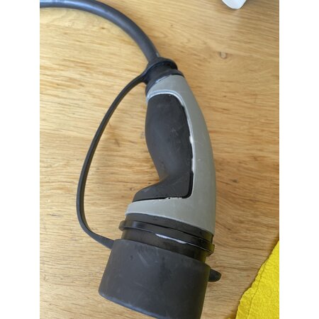 Ratio Mobiele lader type 2 naar CEE - 3 fase 16A - 5 meter - Licht gebruikt