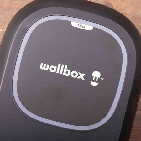 Wallbox Pulsar Max 7,4 kW - Socket - 1 fase