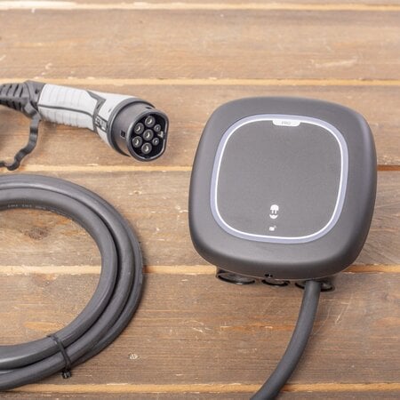Wallbox Pulsar Pro 7,4 kW - EV Laadstation Zwart type 2 met vaste rechte laadkabel 7 meter