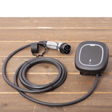 Wallbox Pulsar Pro 7,4 kW - EV Laadstation Zwart type 2 met vaste rechte laadkabel 7 meter