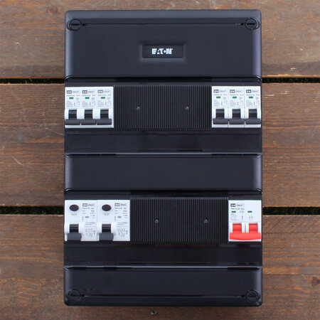 EMAT Groepenkast 6 groepen 220x330mm 1 fase Hoofdschakelaar