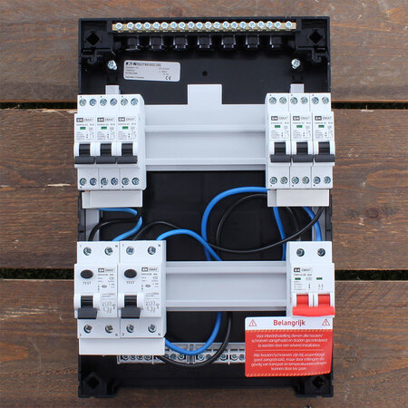 EMAT Groepenkast 6 groepen 220x330mm 1 fase Hoofdschakelaar