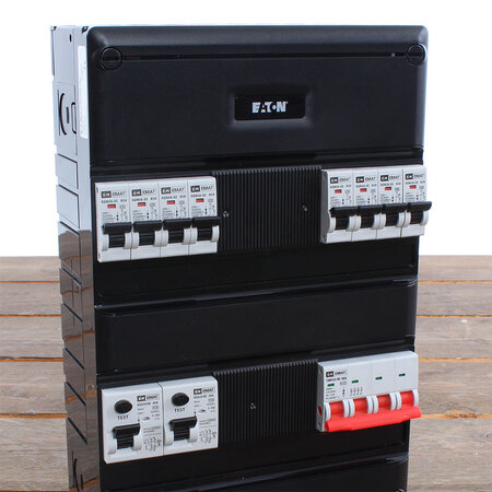 EMAT Groepenkast 8 groepen 220x330mm 3 fase Hoofdschakelaar