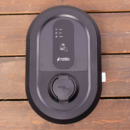 Ratio io6 Pro Laadstation Socket 3 fase 16-32A - inclusief MID Meter