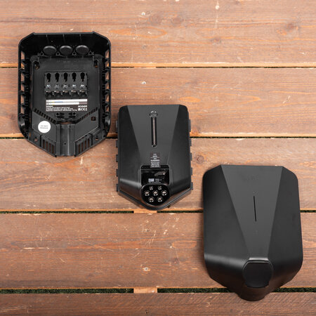 Easee Charge Up Black Laadstation 22kW - WiFi - RFID