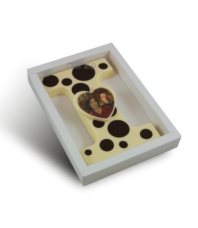 Chocolade letter met stippen & fotohartje