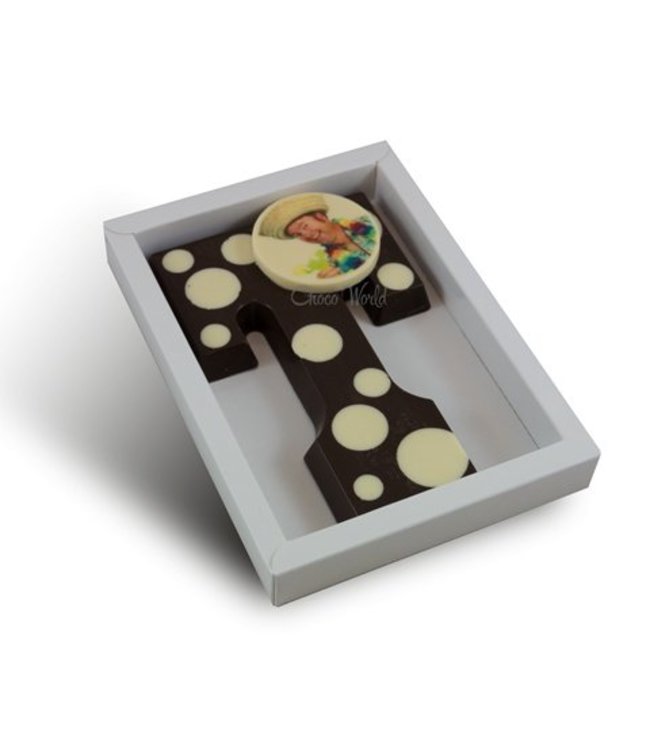 Chocolade letter met stippen & fotorondje