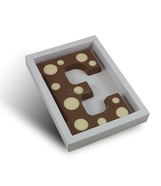 Chocolade letter met stippen