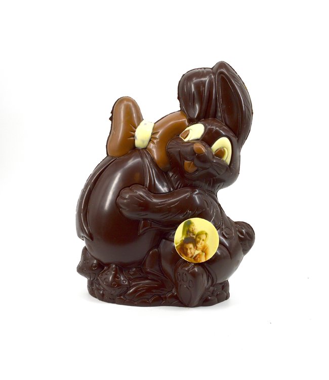 Chocolade paashaas met ei (XXL) met foto/logo