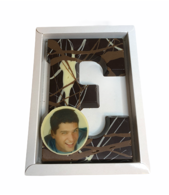 Chocolade letter art deco met foto