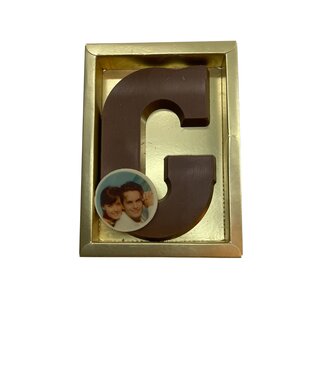Chocolade letter G met foto of logo